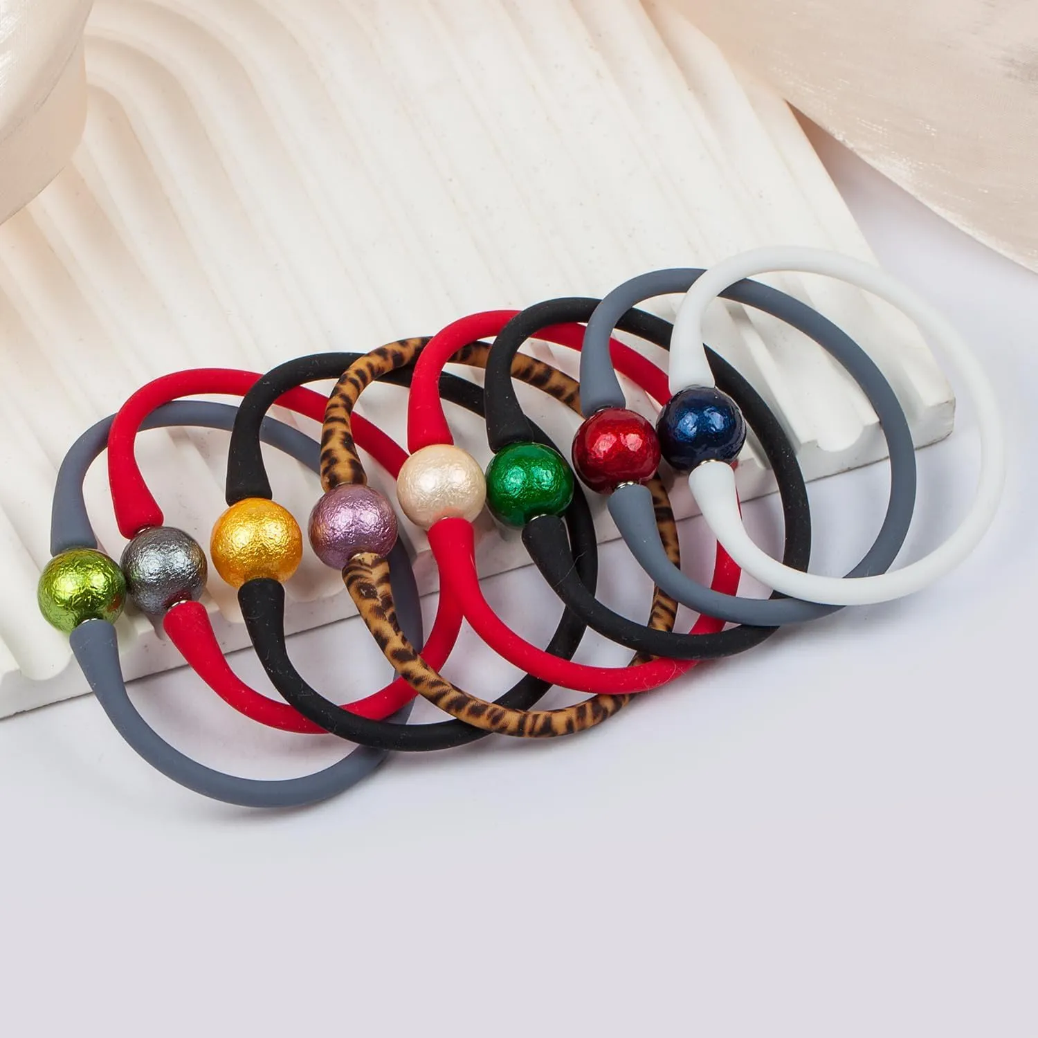 13-14mm Silicone Shell Pearl Bracelets,Stretch Eelastic Rubber Charm Bangle,Multi Colored Smooth Dainty Personalized Bands Jewelry for Men and Women 7.5''