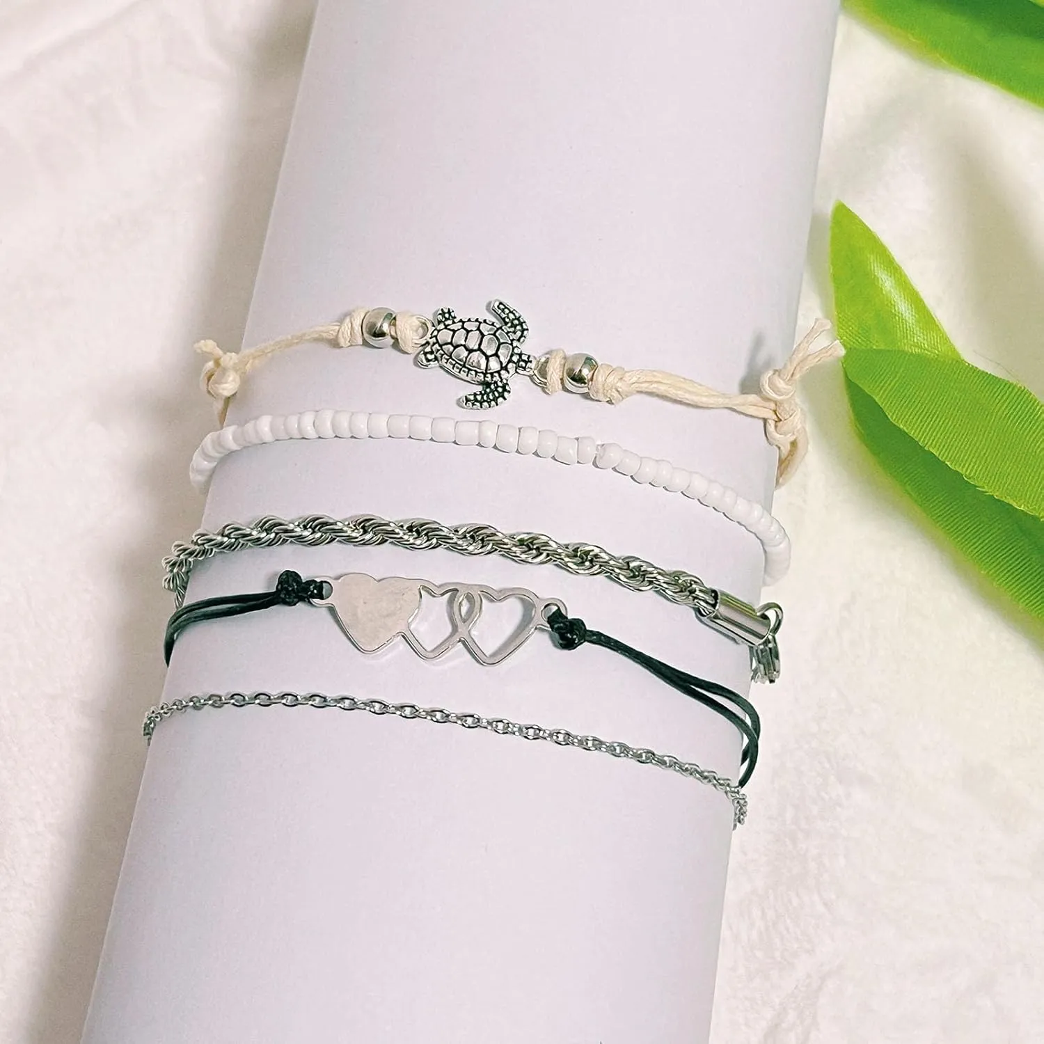 5 PCS Summer Beach Bracelets for Women, Stackable Shell Seashell Beaded Surfer Bracelets Set Boho Seaside Holiday Vacation Party Friendship Jewelry Gift