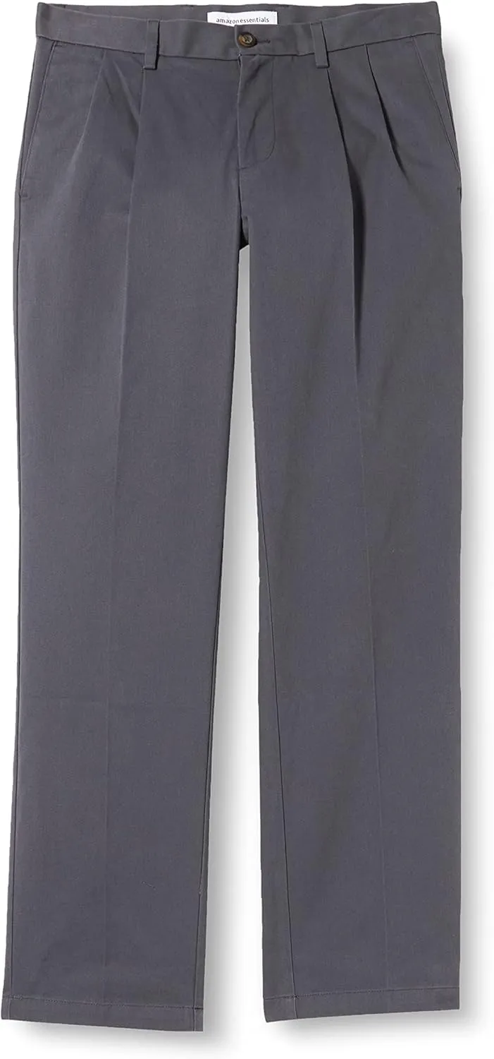 Amazon Essentials Men's Classic-Fit Wrinkle-Resistant Pleated Chino Pant (Available in Big & Tall)