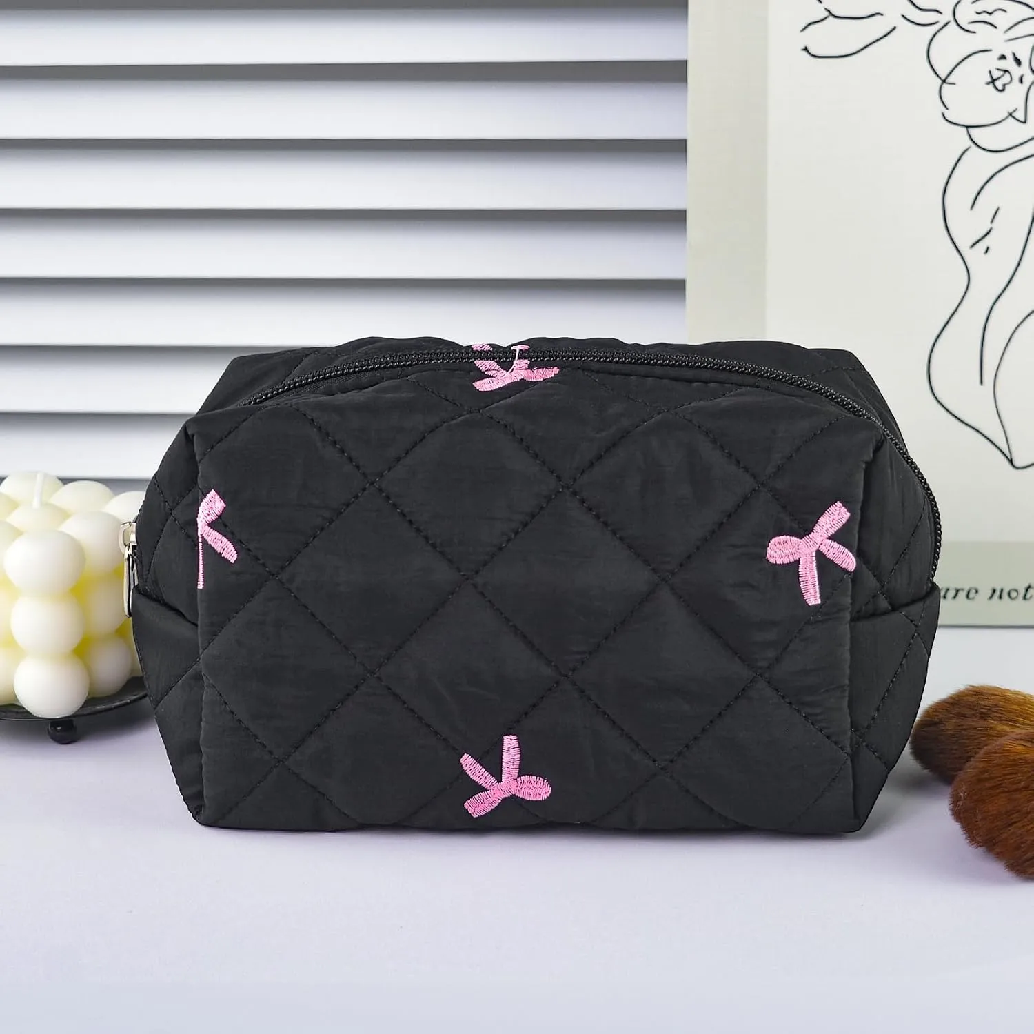 Cotton Quilted Makeup Bag Cute Floral Make up Bag Puffy Coquette Makeup pouch Aesthetic Cute Travel Toiletry Bag for Women Girls