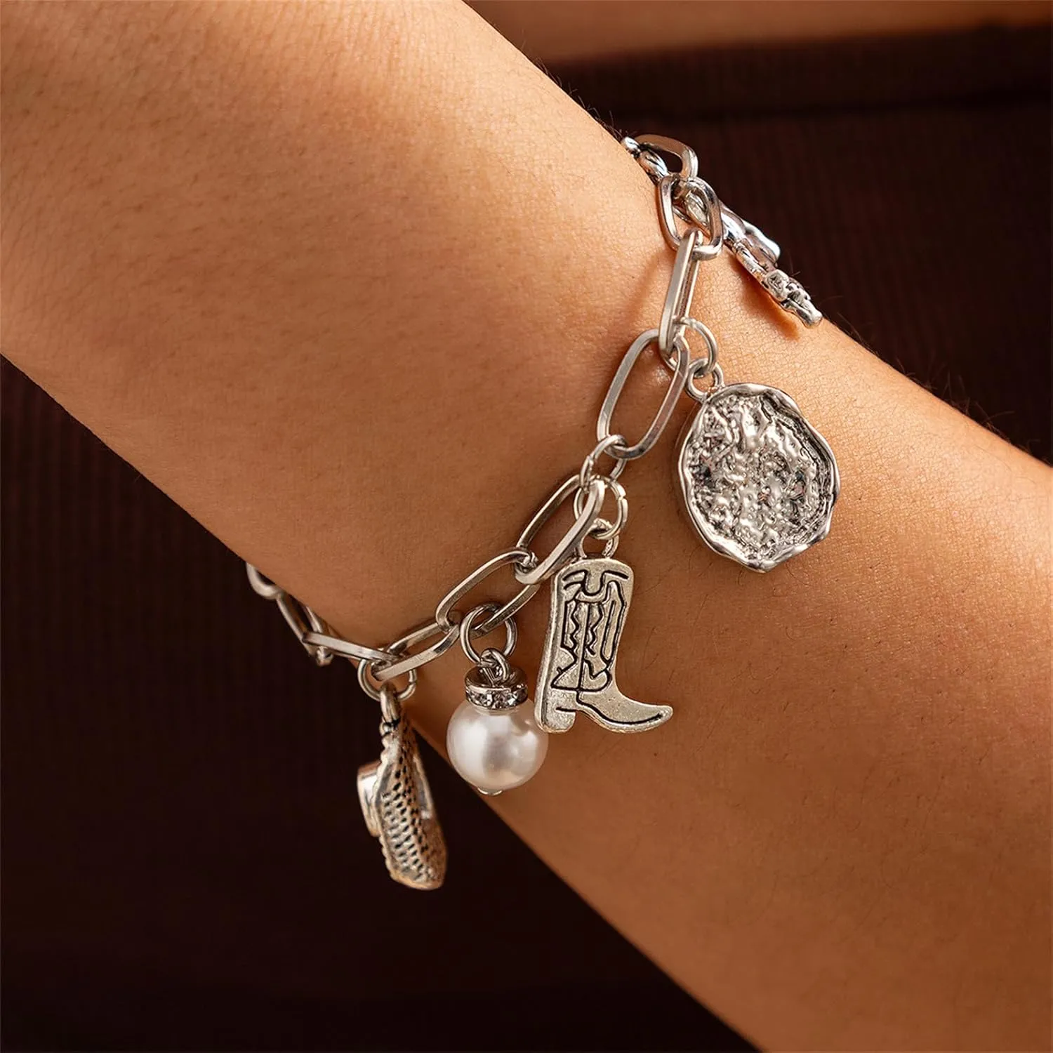 Dainty Gold Bracelets for Women Boho Starfish Sea shell Bracelet Punk Cowgirl Boot Horse Bracelet Handmade Adjustable Charm Jewelry