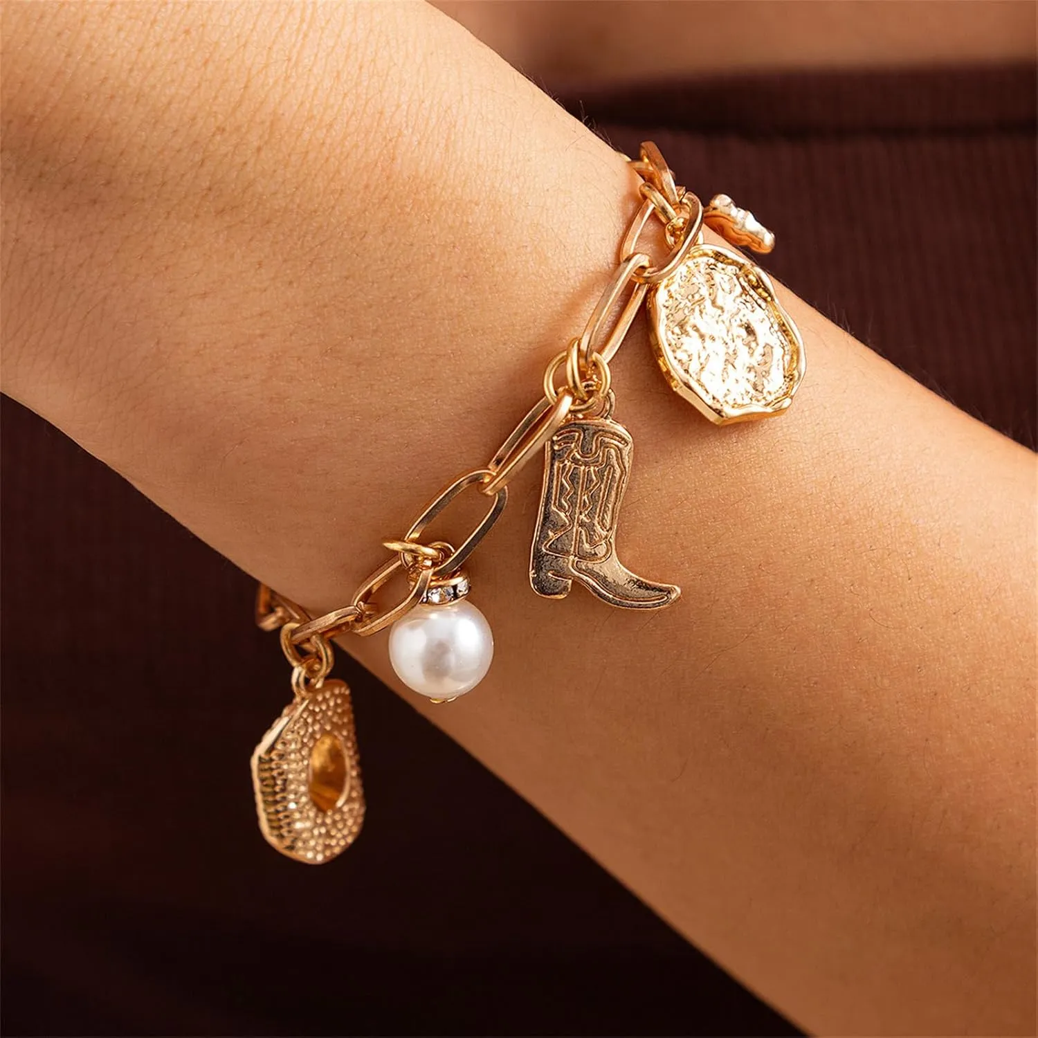 Dainty Gold Bracelets for Women Boho Starfish Sea shell Bracelet Punk Cowgirl Boot Horse Bracelet Handmade Adjustable Charm Jewelry