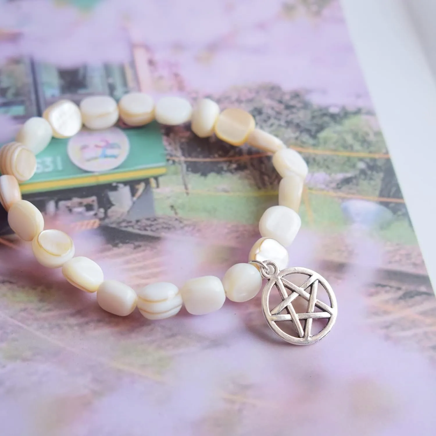 Fashion Shell Bead Bracelet Charm White Handmade Elastic Jewelry for Women