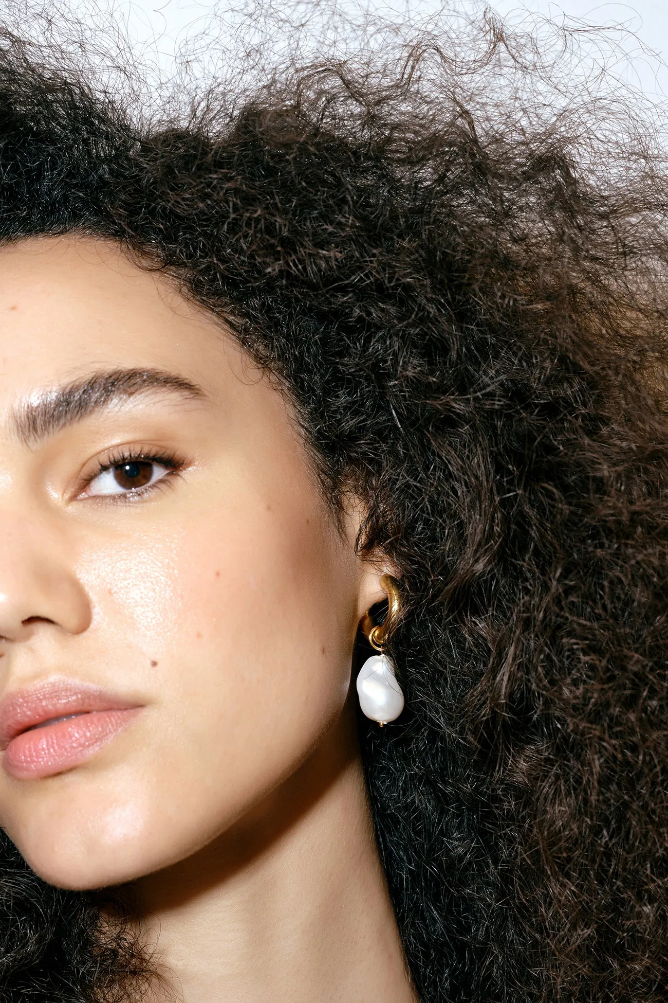 Glow Club Free Gift  Tal Earrings