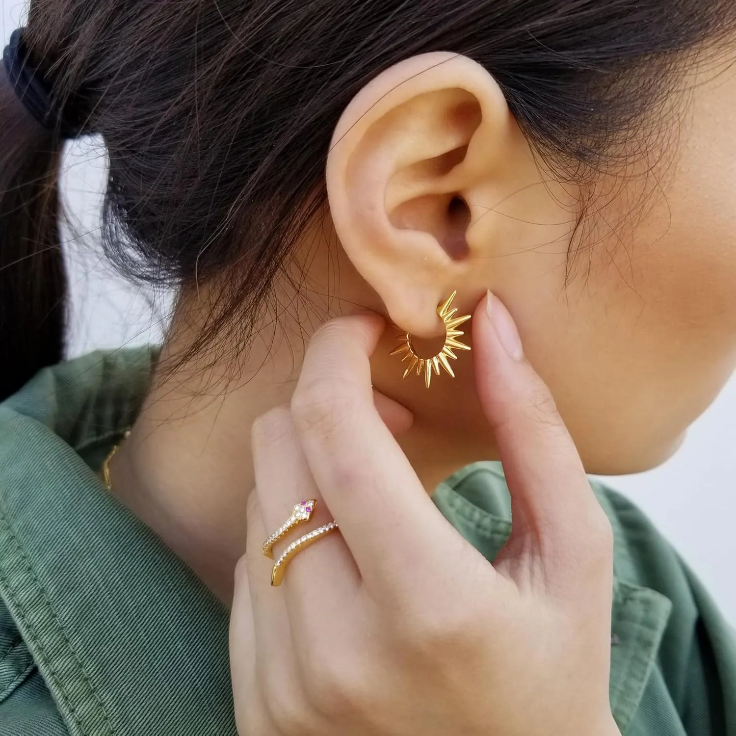 Gold Hoop Earrings, Chunky Gold Earrings for Women Trendy 14K Gold Plated Huggie Hoop Earrings Dangle Chunky Hoops Fashion Hypoallergenic Lightweight Thick Earrings Jewelry Gift for Women
