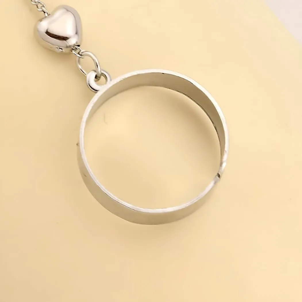 Hand Chain Rings Bracelets for Women Dainty Gold Finger Bracelet Ring Hand Chain Bracelets Butterfly Heart Pearl Hand Jewelry Ring Bracelet for Women Summer Trendy Stuff