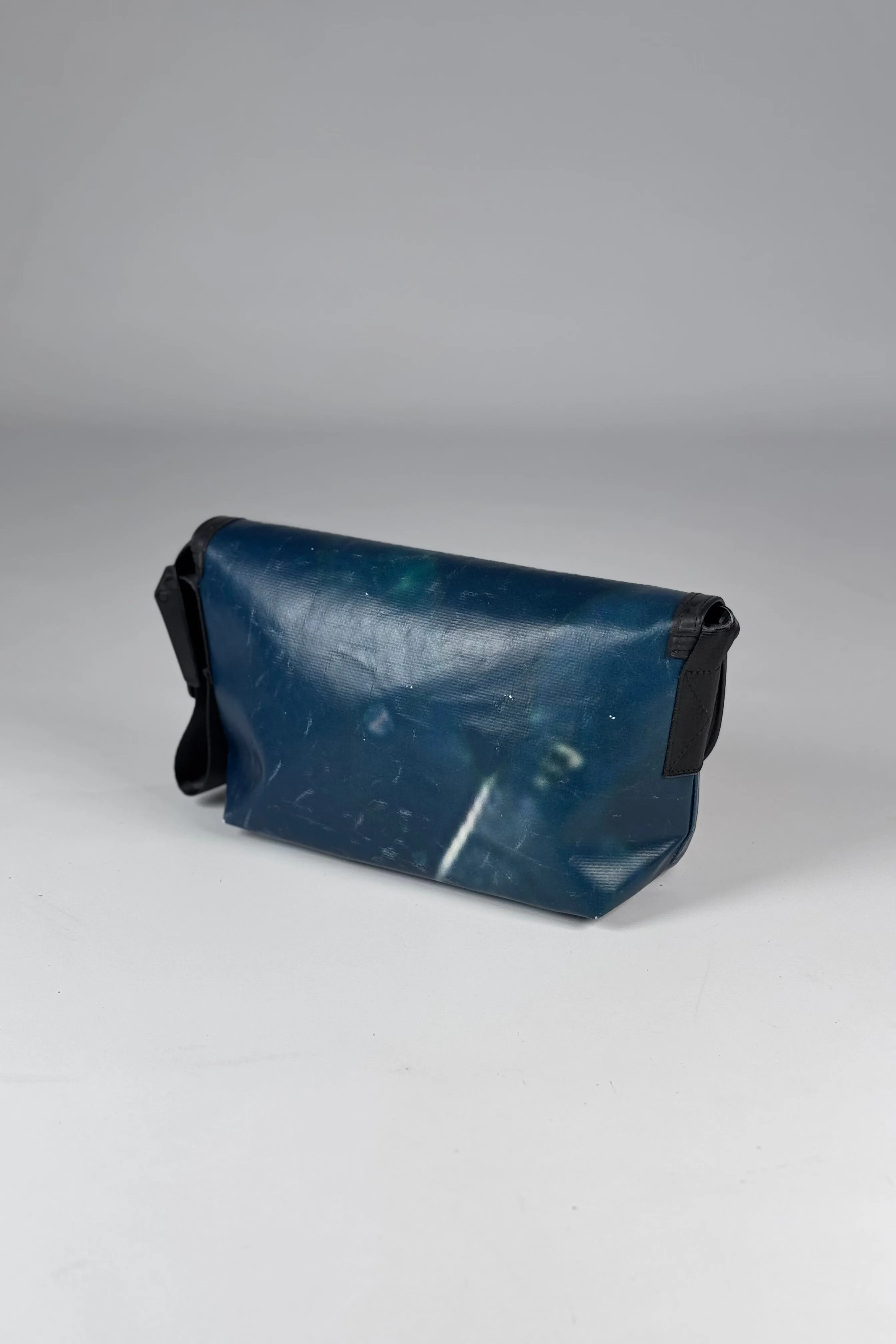 HAWAII FIVE-O F41 Messenger Bag extra small