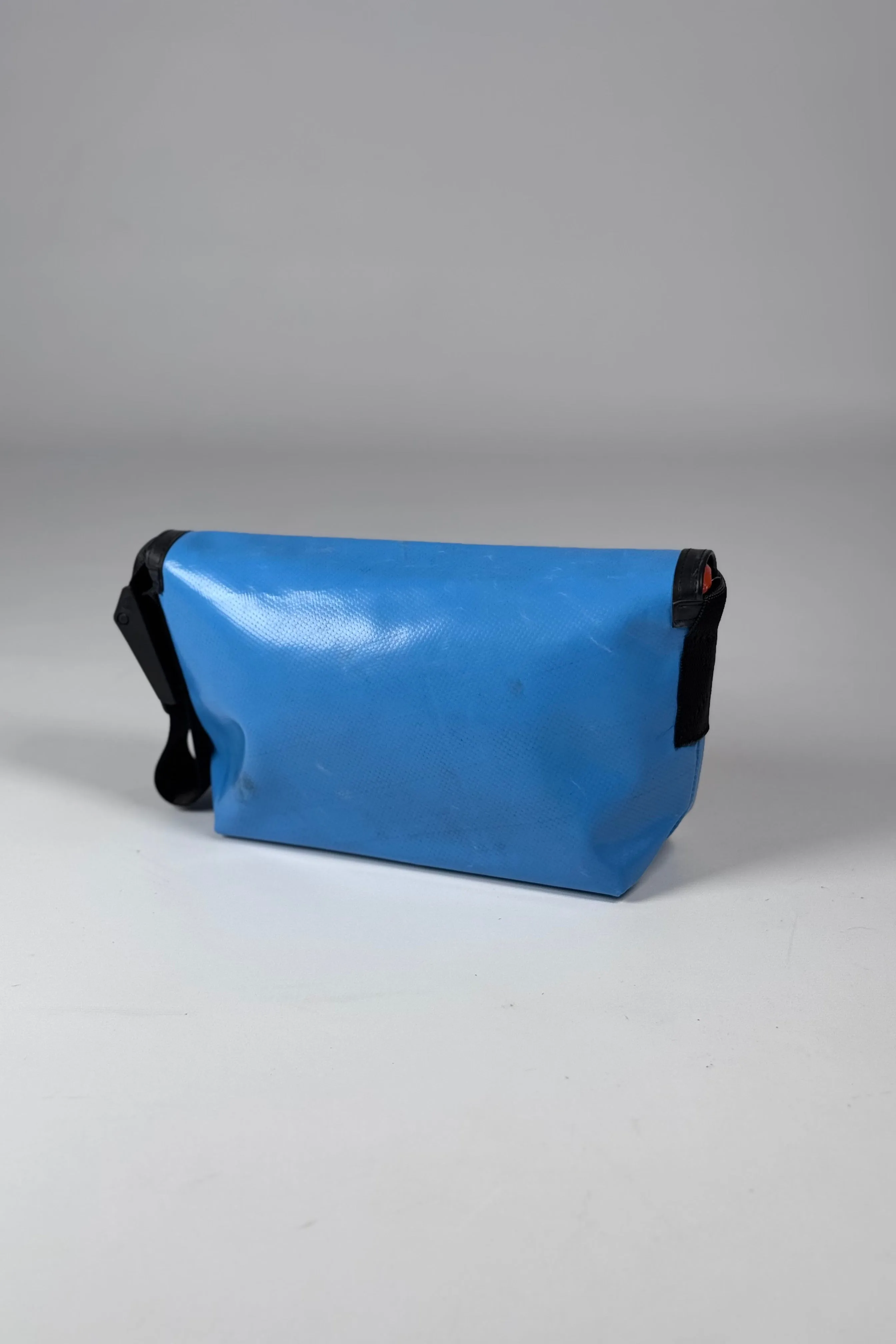 HAWAII FIVE-O F41 Messenger Bag extra small