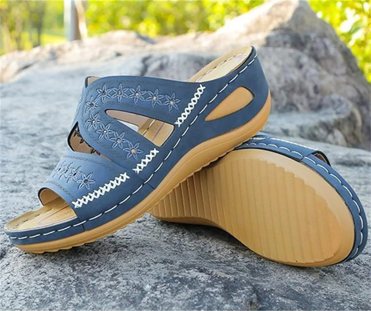 Ladmiple Sandals Women Fashion Flat Comfort Orthotic Walking Slides Open Toe Arch Support Dressy Summer Orthopedic Flip Flops