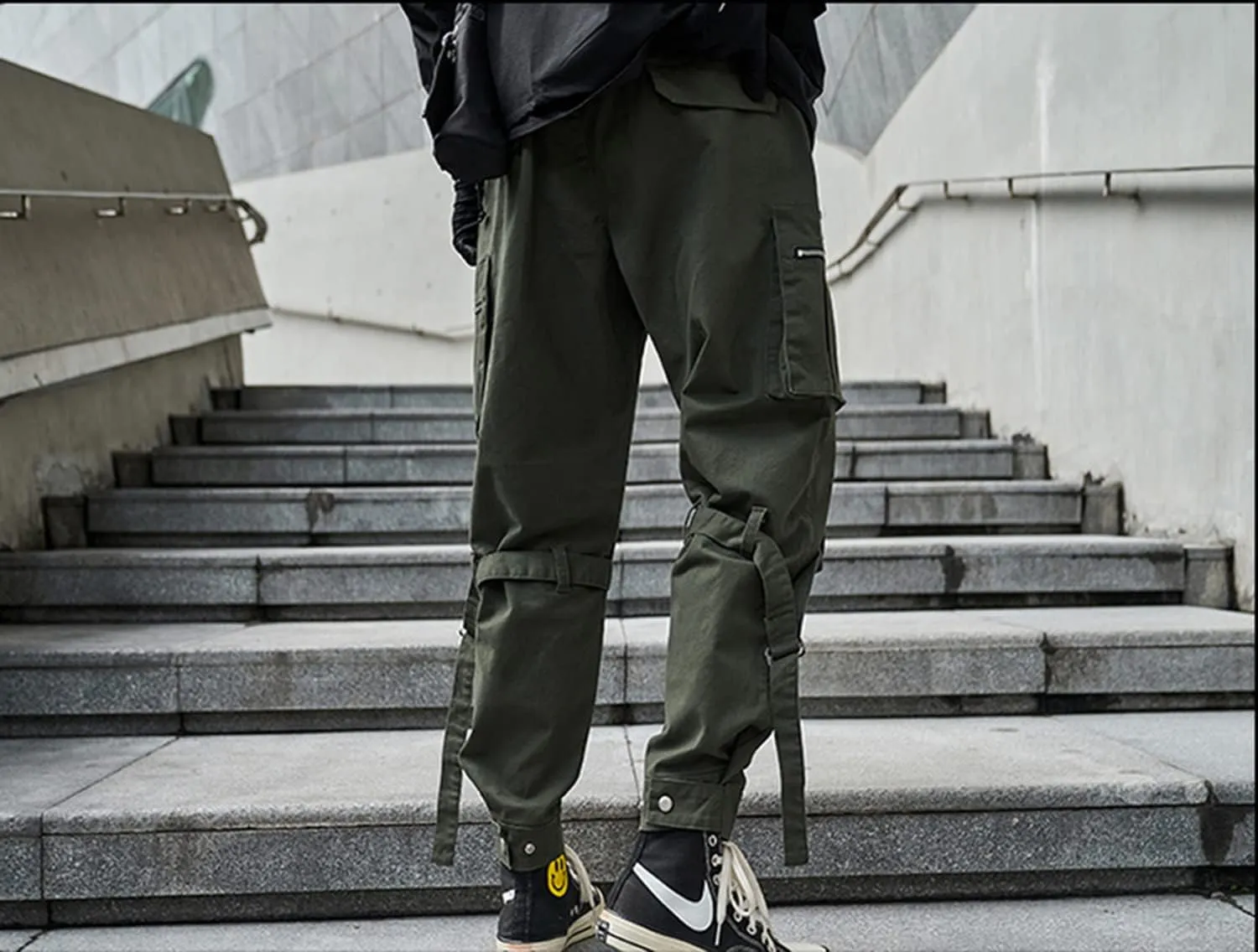 Men Slim Fit Cargo Techwear Pants