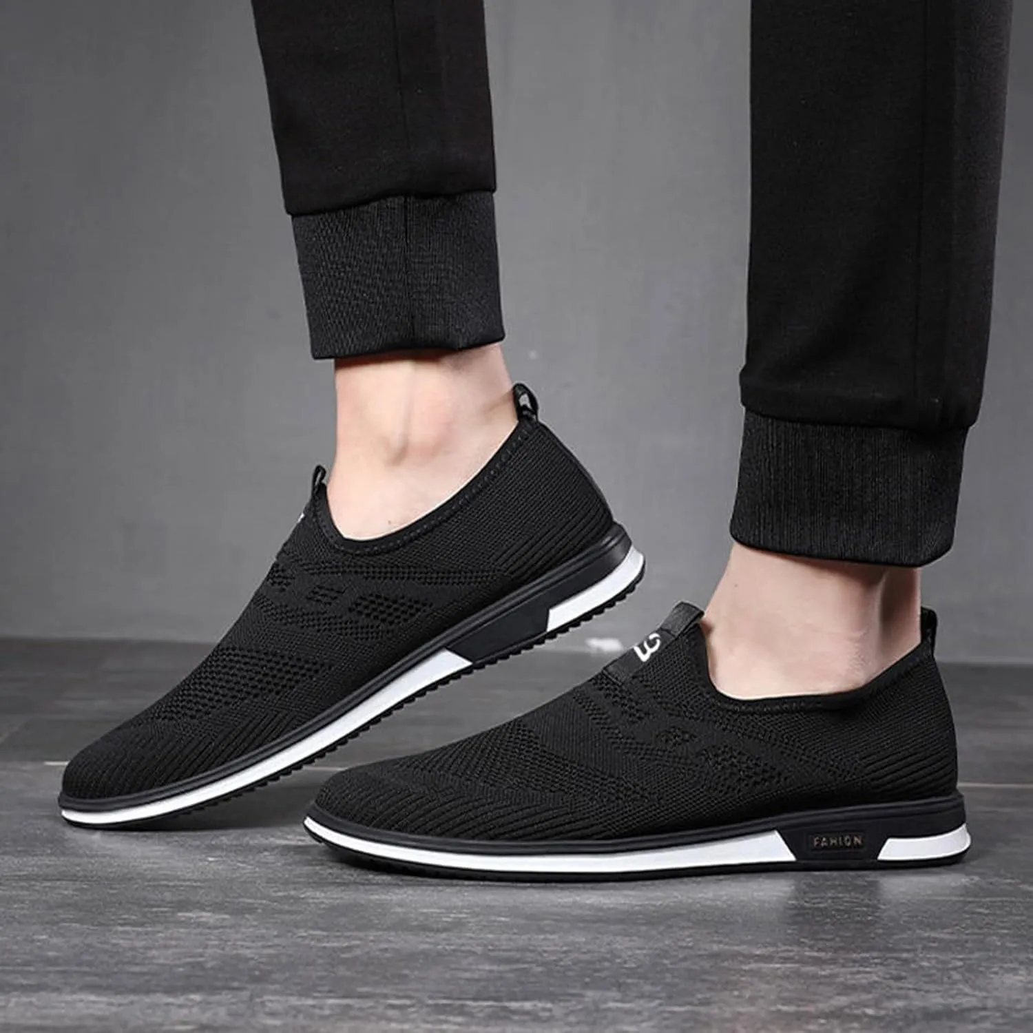 Mens Loafers & Slip-Ons Leisure Men's Shoes Breathable in Spring and Summer Casual Mesh Sports Shoes One Foot