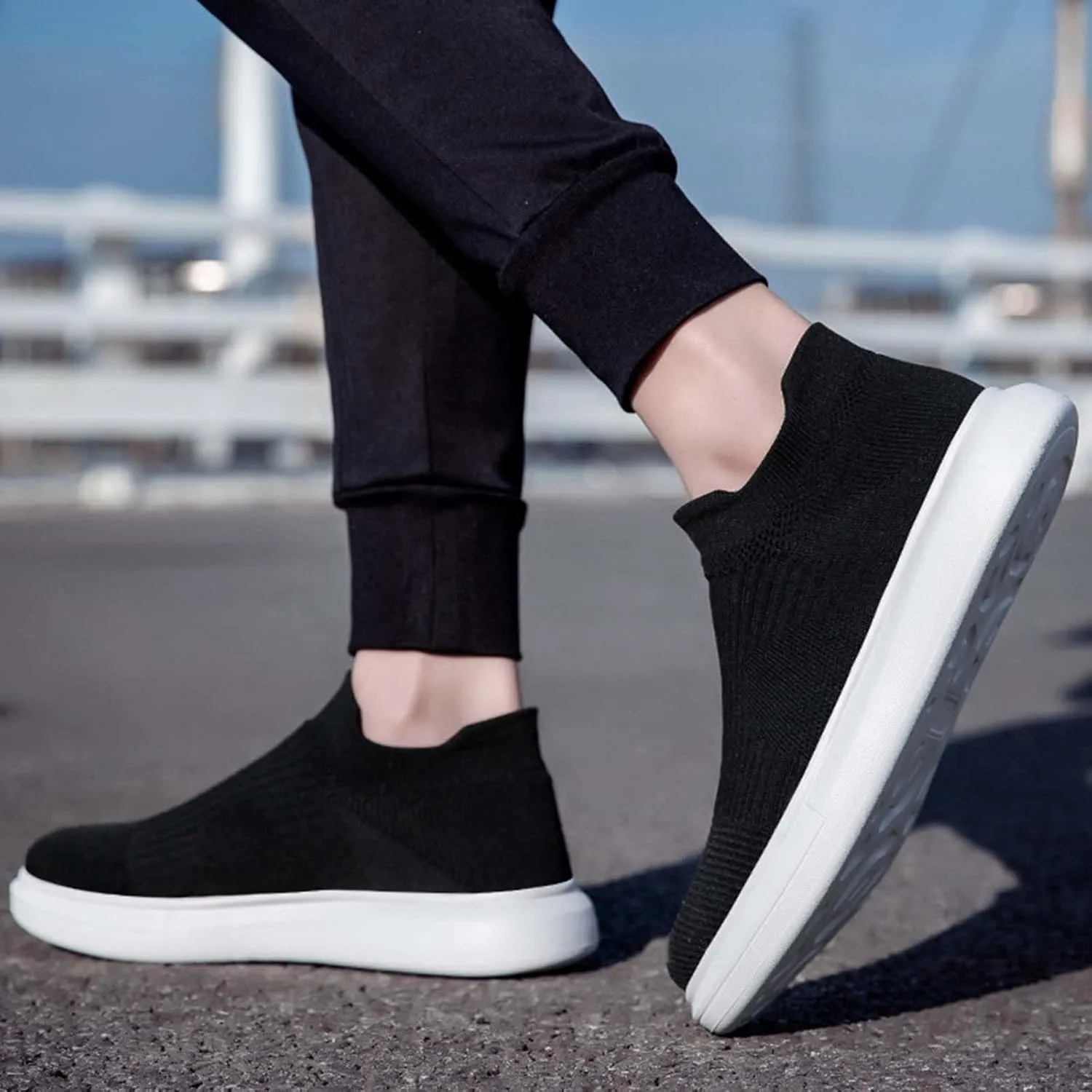 Mens Loafers & Slip-Ons Men Sports Shoes Couple Fashion Summer New Pattern Simple Solid Color Slip On Convenient