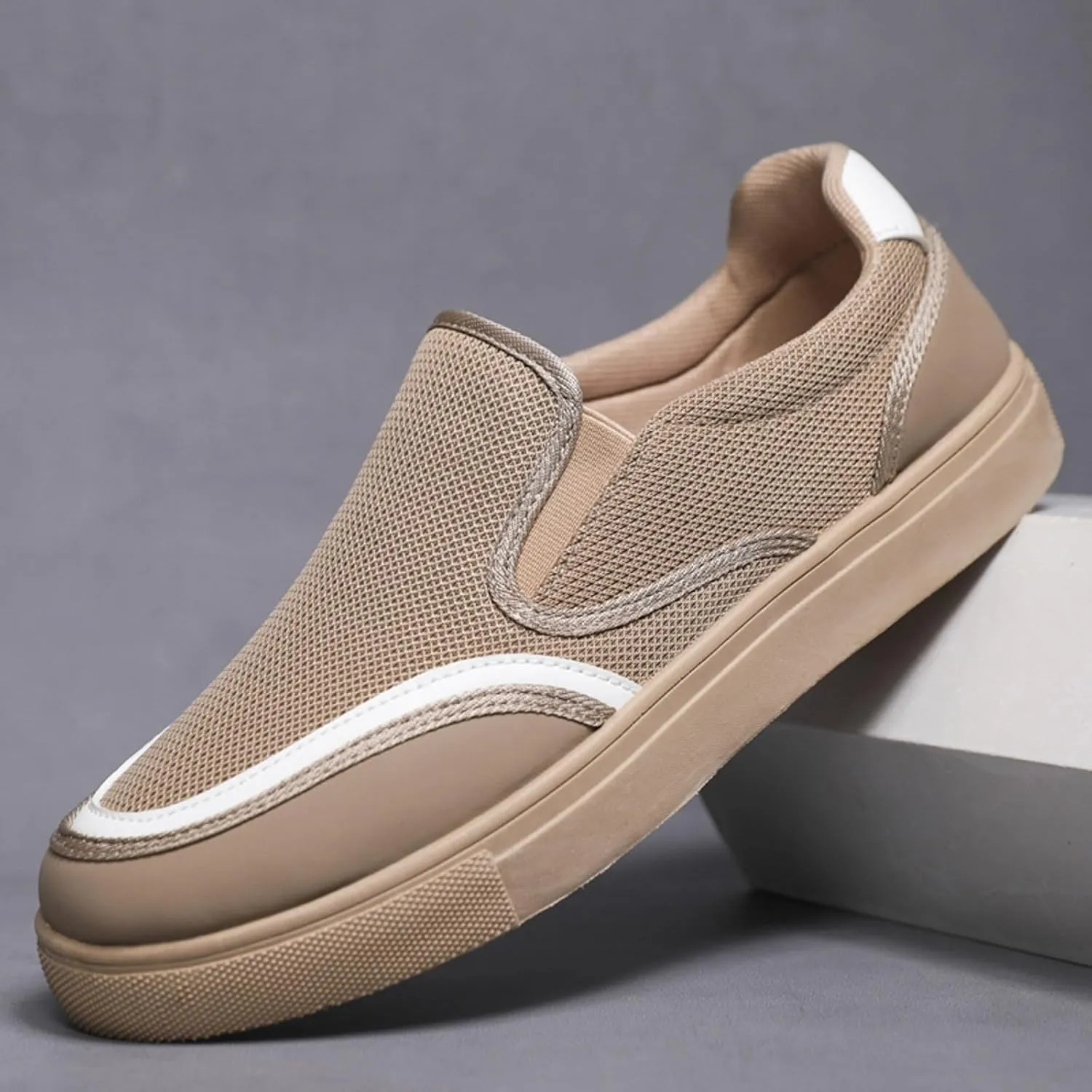 Mens Loafers & Slip-Ons New Men's Shoes One Foot Lazy Shoes Casual Shoes Lightweight Sports Shoes Men's Tennis