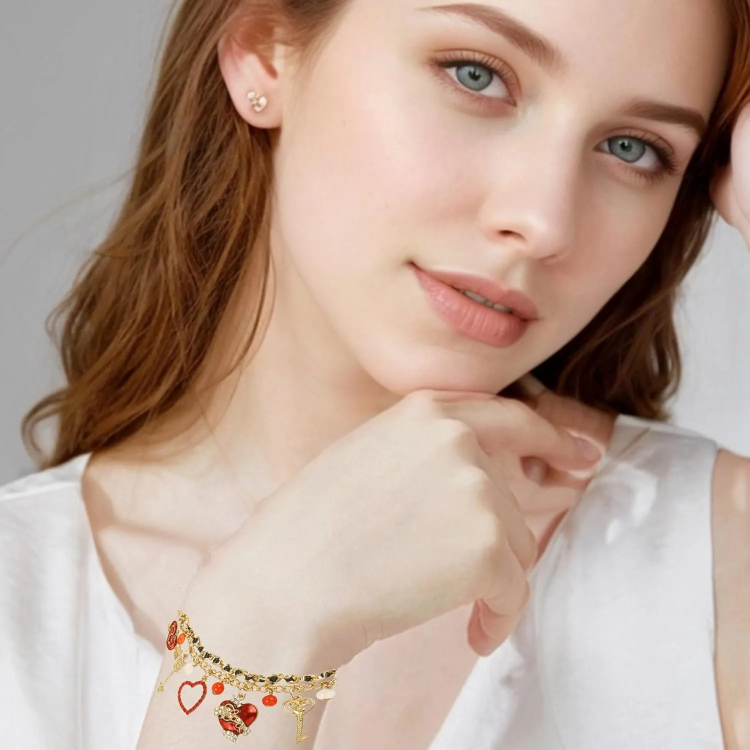Ocean Charm Beaded Bracelet Small Fish Sea Turtle Octopus Dolphin Shell Starfish Tropical Marine Life Charm for Women Beach Vacation Jewelry Bracelet