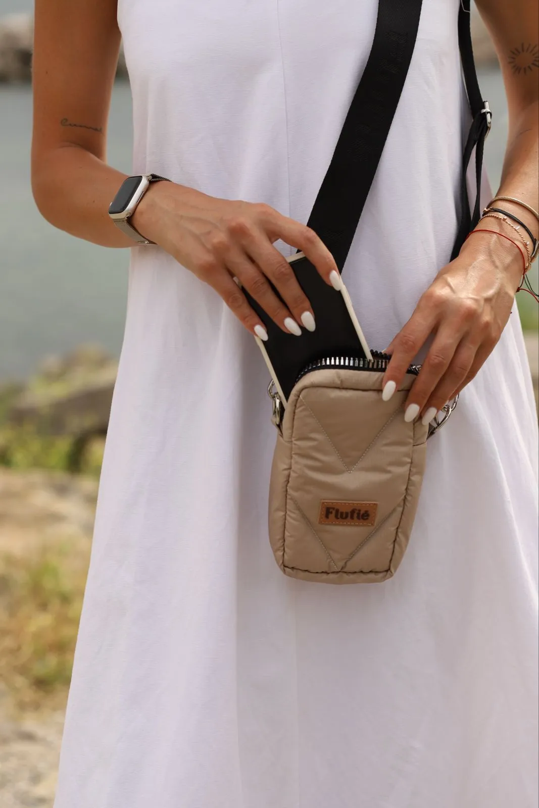Phone Bag Classic Sand Beige