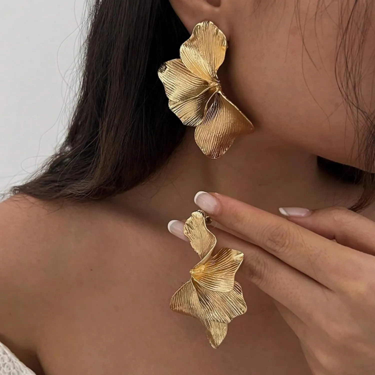 Statement Gold Flower Earrings for Women 14K Gold Plated Flower Dangle Earrings Boho Yellow Big Chunky Pearl Floral Petal Earring Lightweight Prom Jewelry Mothers Day Gifts Trendy Stuff
