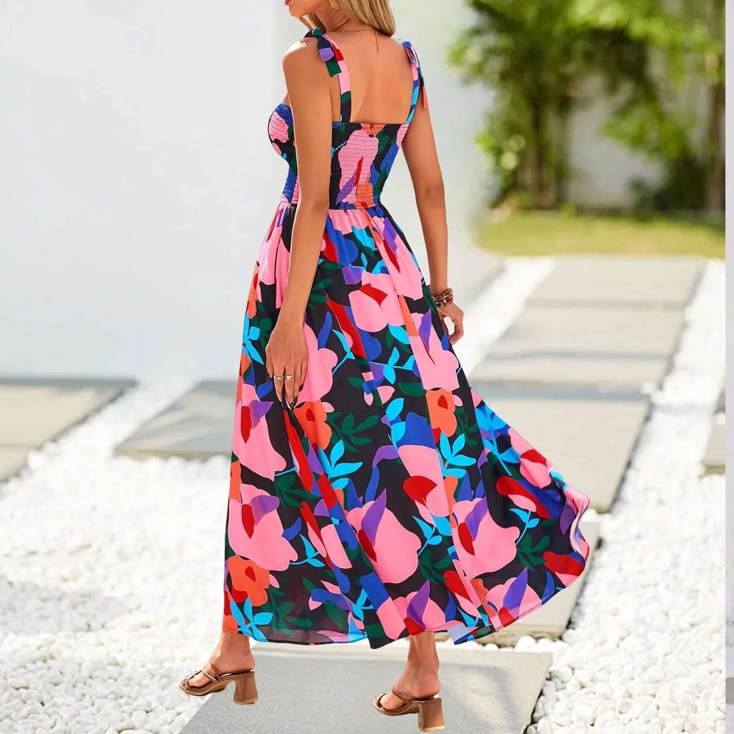 Summer Floral Dress for Women Trendy Sleeveless Maxi Dress Flowy Spaghetti Strap A Line Beach Vacation Long Sundress
