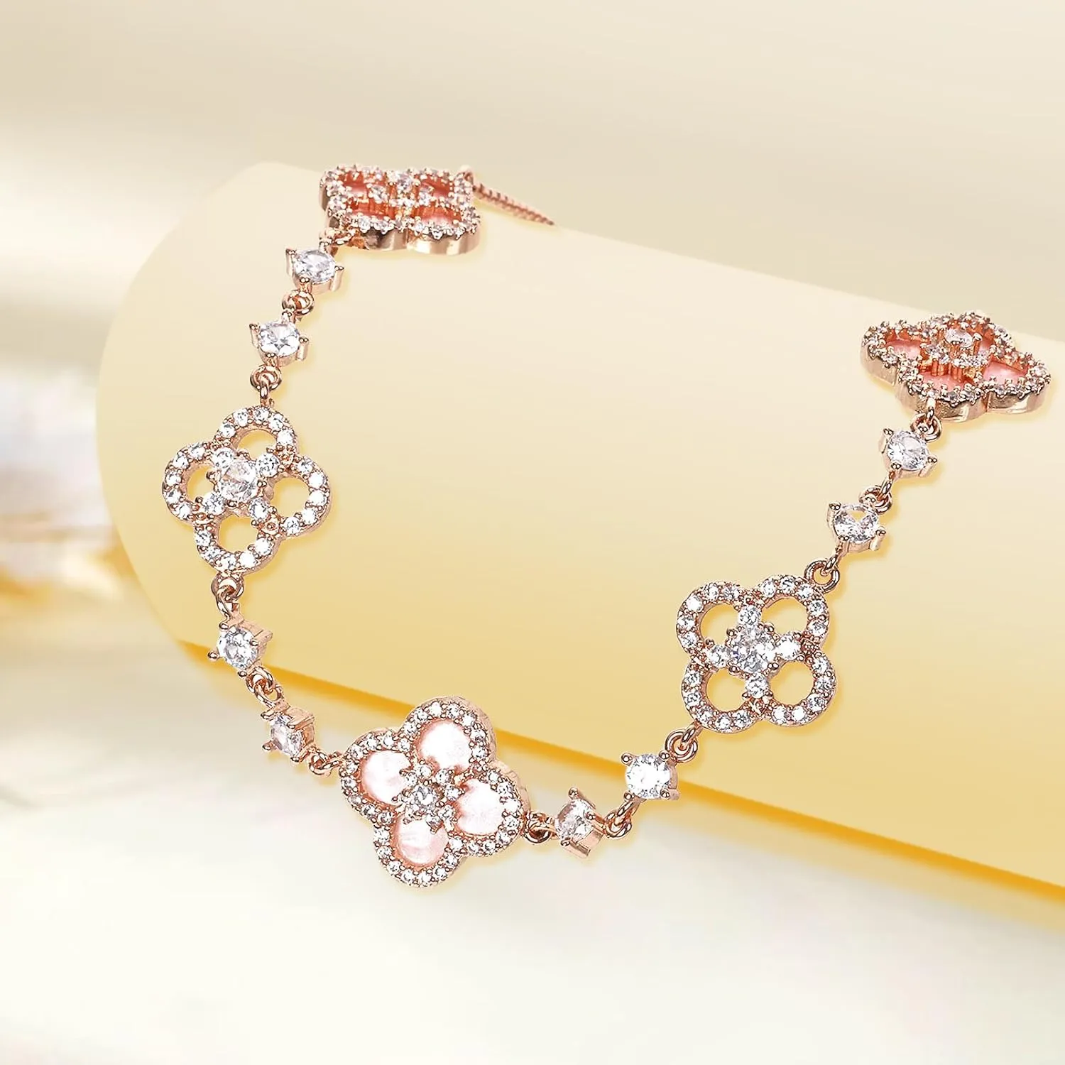 Women's 18K Gold Plated Clover Bracelet with Natural Shell - Four Leaf Lucky Charm Dainty Link Bracelets Jewelry for Women, Trendy Birthday/Mother's Day Gift
