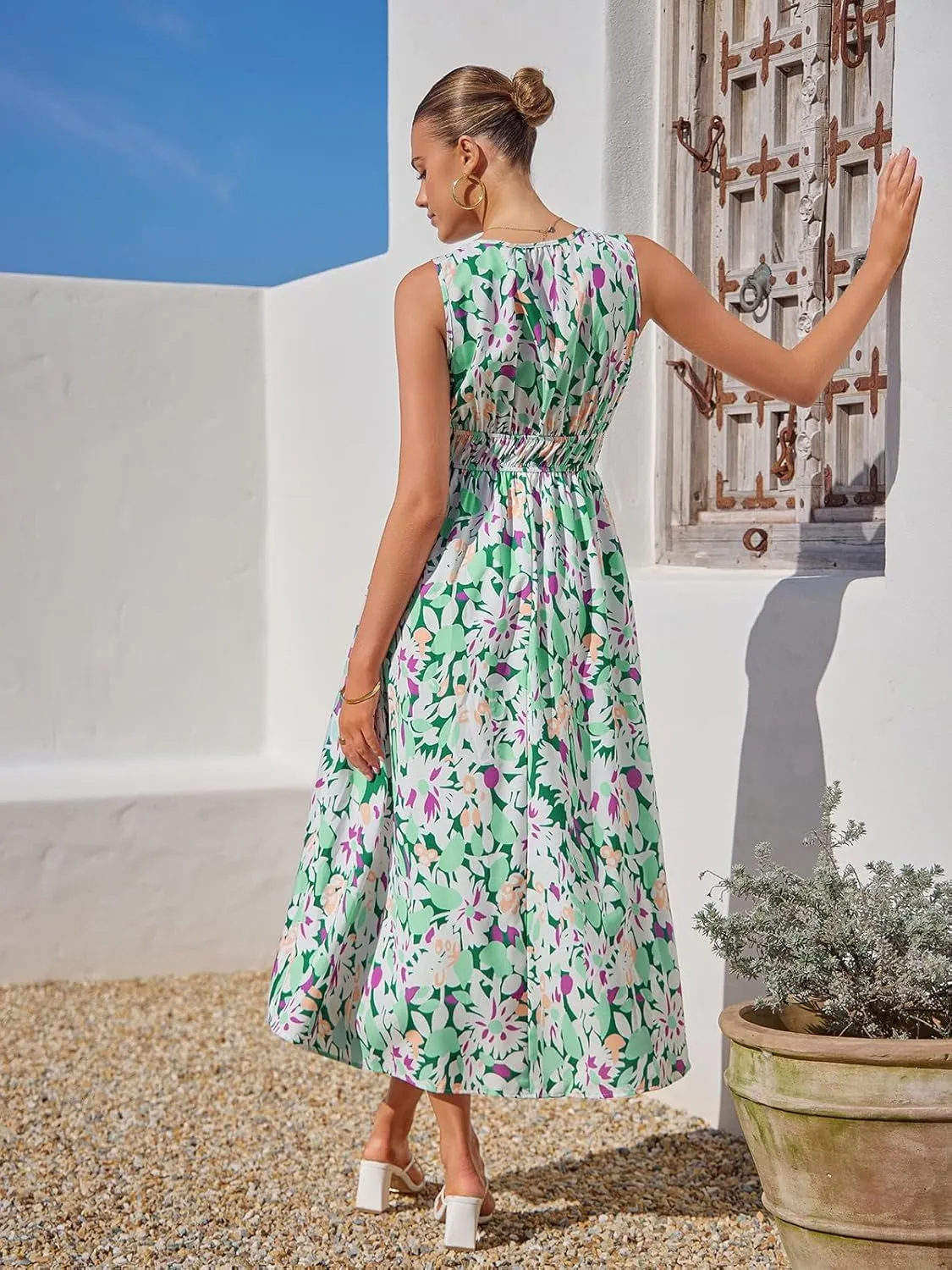 Womens 2025 Summer Sleeveless V Neck Boho Long Dress Floral Print Beach Maxi Sundresses
