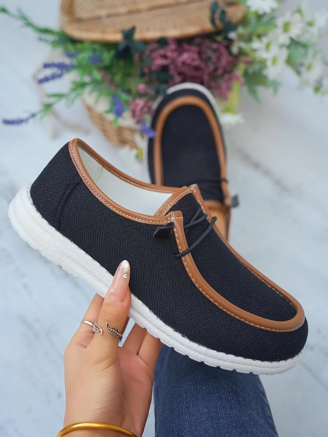 Women's Solid Comfortable Lace-up Loafers Orthopedic Ultralight Canvas Boat Casual Shoes with Arch Support Lightweight Slip On Sneakers