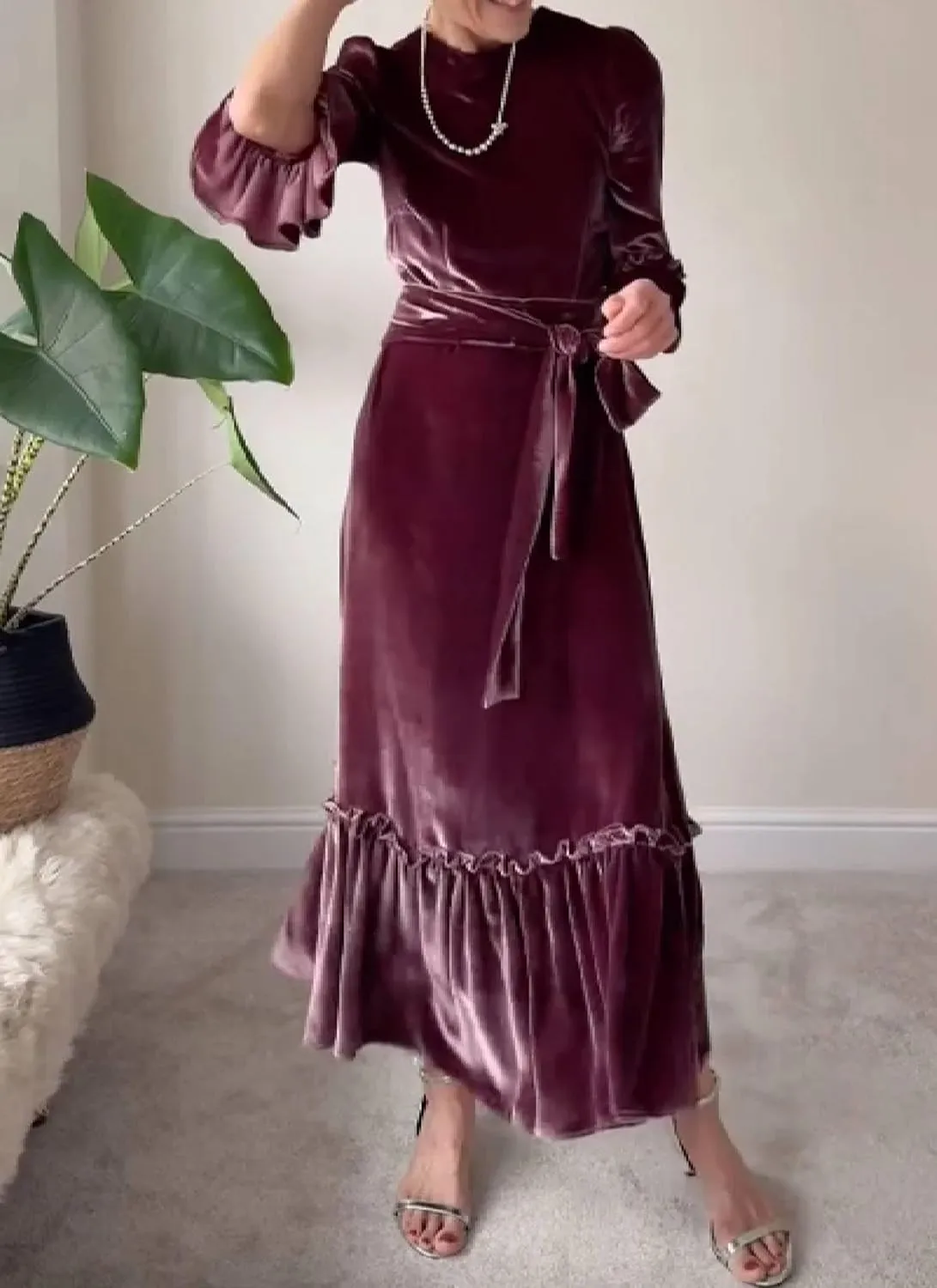 Womens Summer Charming Purple Elegant Round Neck Ruffle Long Sleeve Belt A-Line Pleated Hem Dinner Maxi Dress