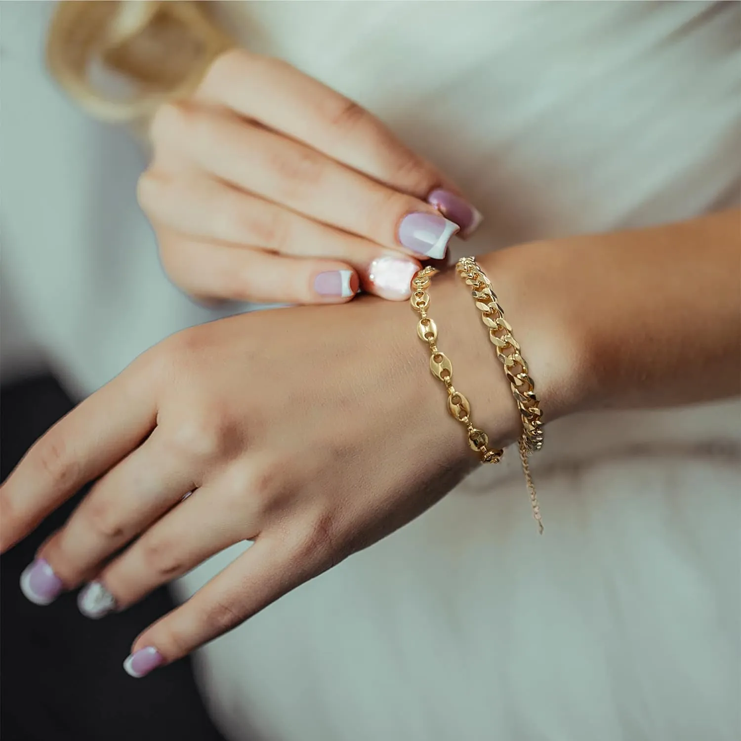 Yanoda Gold Filled Bracelet Set: 18K Gold Plated Dainty Chain Link Bracelets for Women - Handmade Layering Stacking Gift